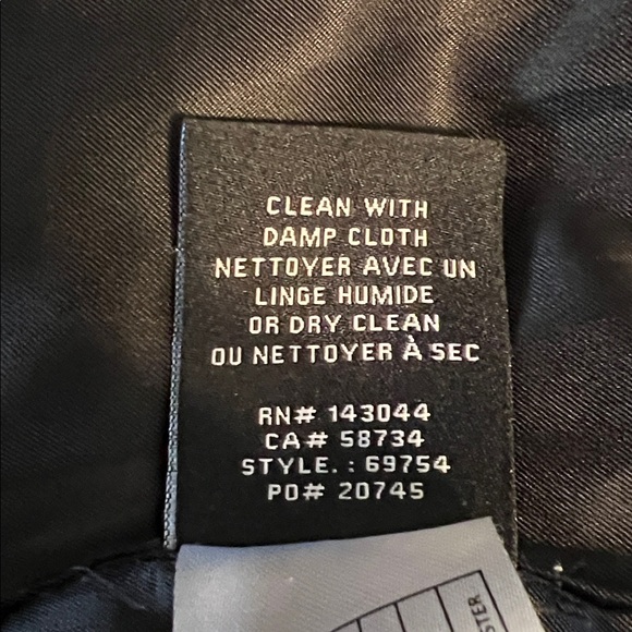 7 for All Mankind Black Vegan Leather Cropped Puffer Jacket Size S - Picture 12 of 12